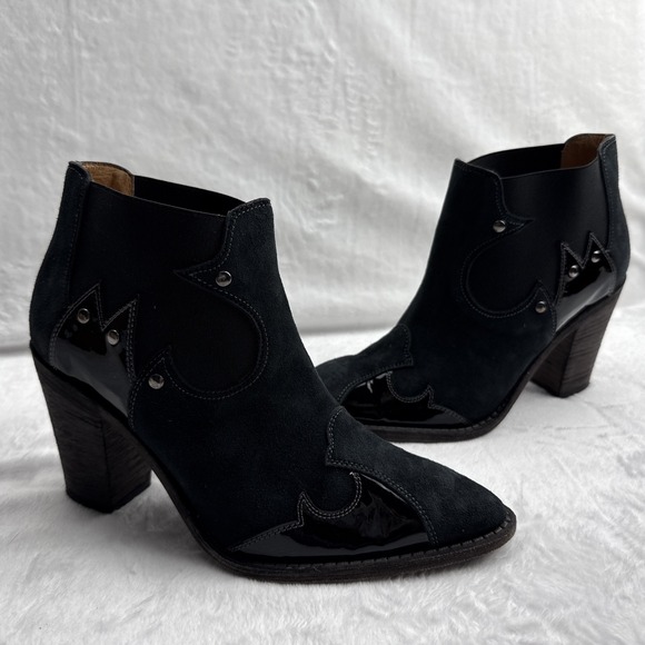Lucchese Stacy Women's Ankle  3 3/4" Heel Chelsea  Boots Black, Size 7.5B - Picture 1 of 12